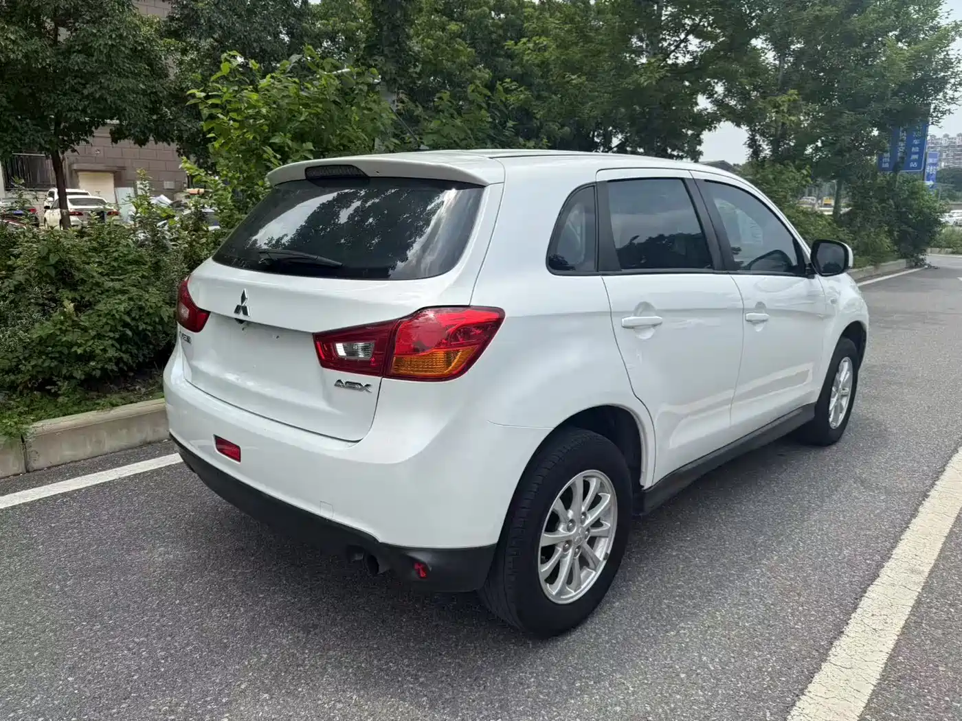 Mitsubishi ASX 2013 1.6L Manual 2WD Standard фото 13