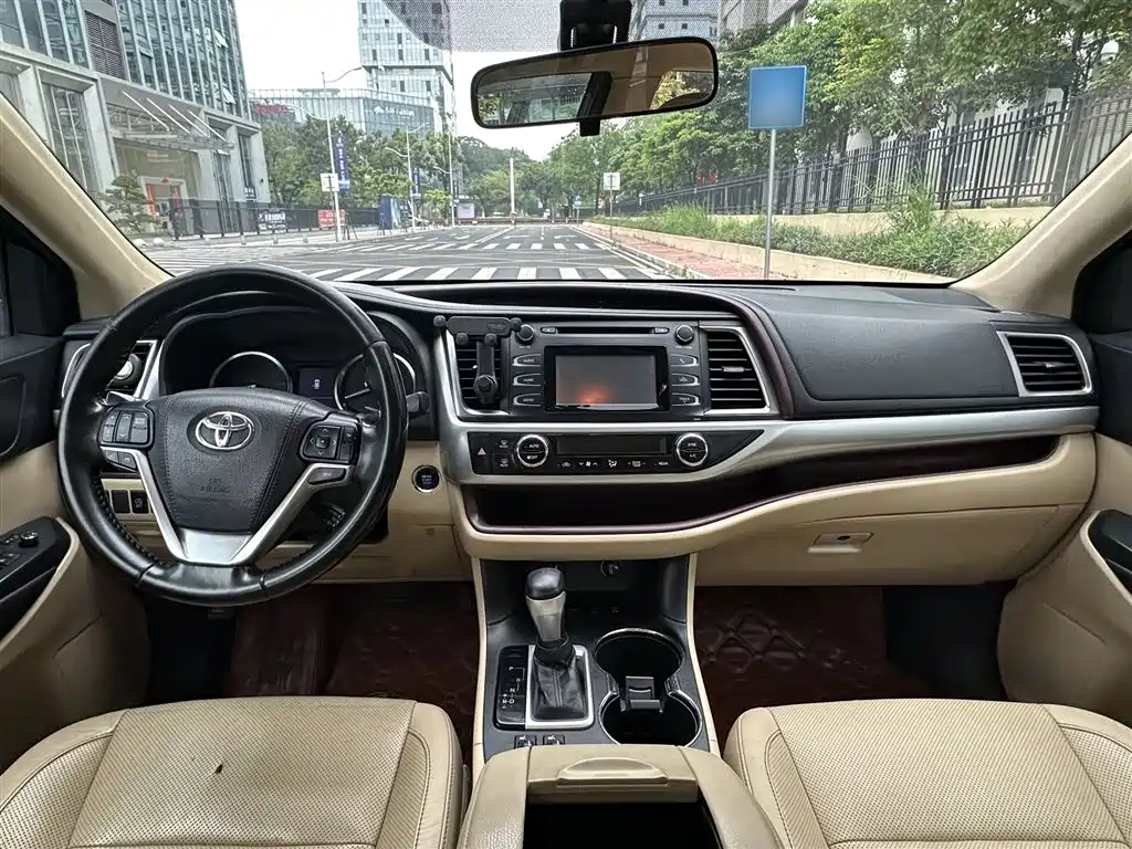 Toyota Highlander 2015 2.0T AWD Luxury Edition 7-seater фото 11