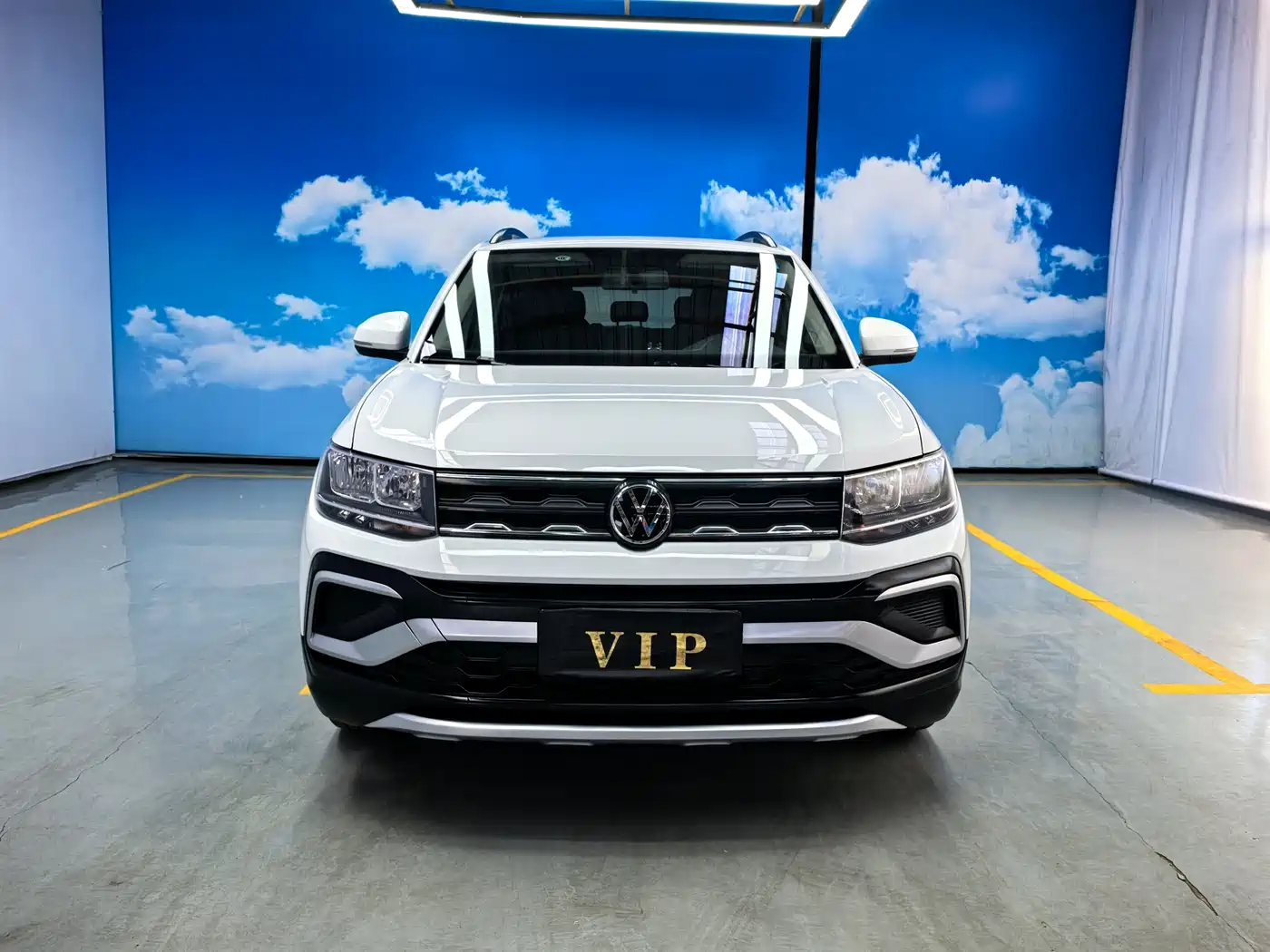 Volkswagen T-Cross 2023 Facelift 1.5L Automatic Trend Edition фото 2