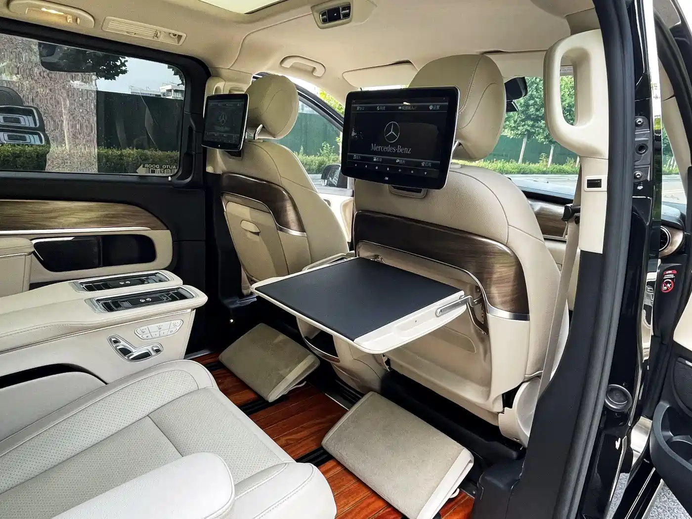 Mercedes-Benz V-Class 2020 V 260 Luxury Edition фото 18