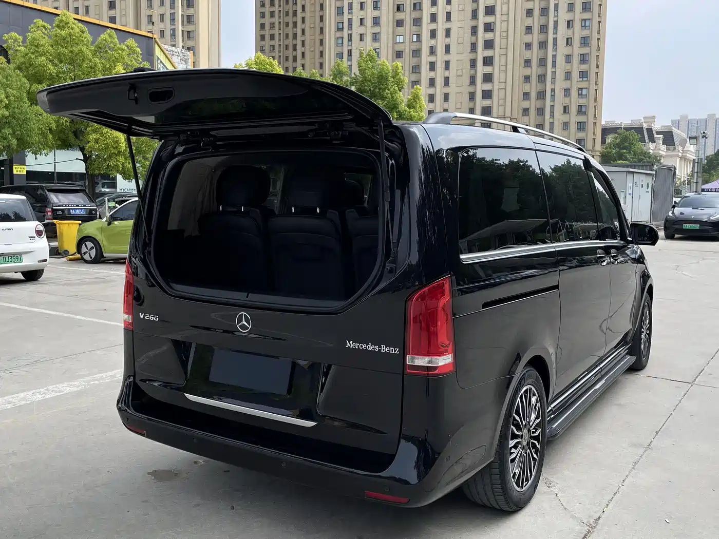Mercedes-Benz V-Class 2018 V 260 Premium Edition China VI фото 14