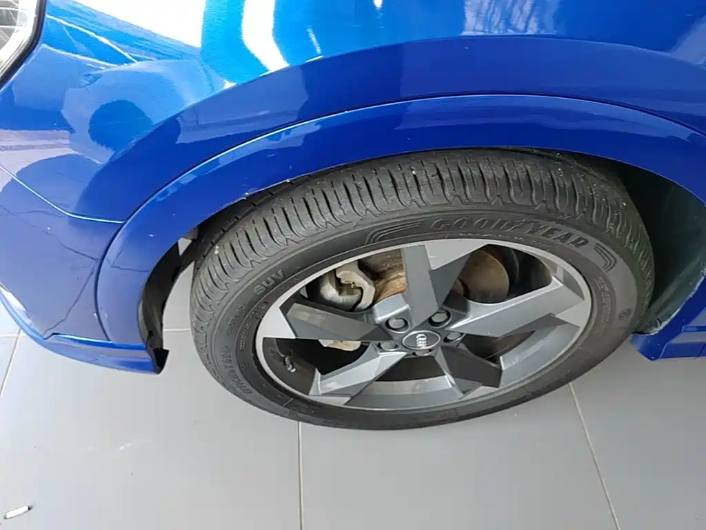Фото 23 - Audi Q3