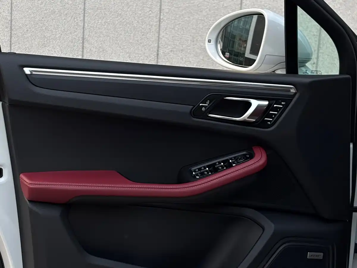 Фото 9 - Porsche Macan