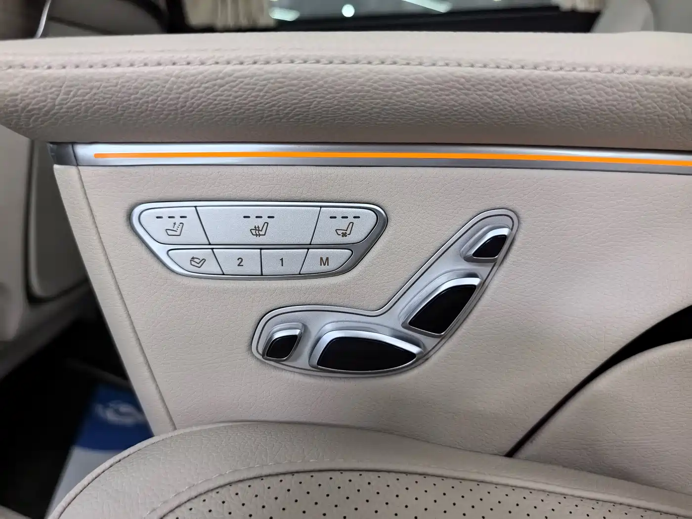 Mercedes-Benz V-Class 2021 V 260 Premium Edition фото 18