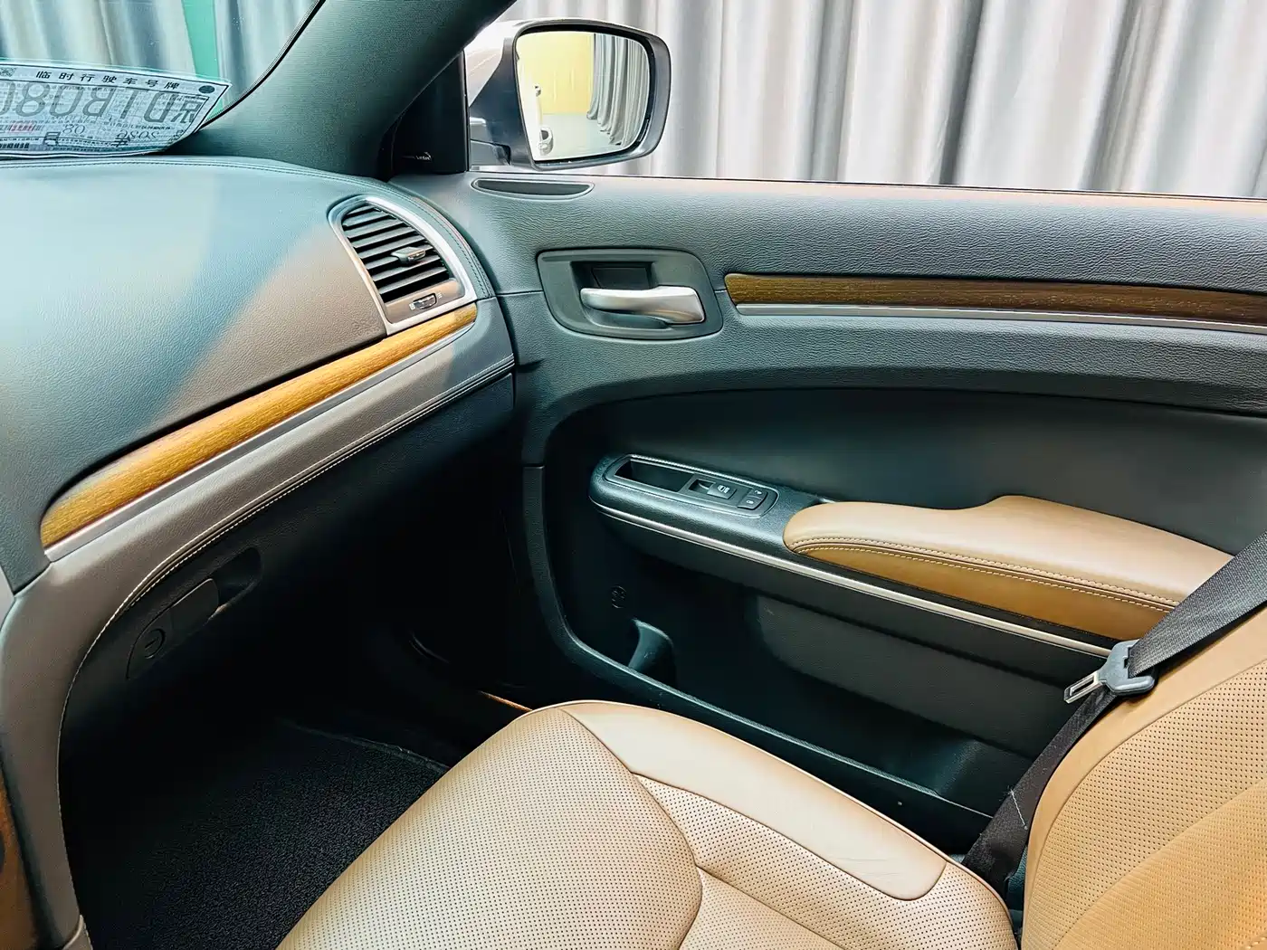 Chrysler 300C (Import) 2015 2014 3.0L Excellence Edition