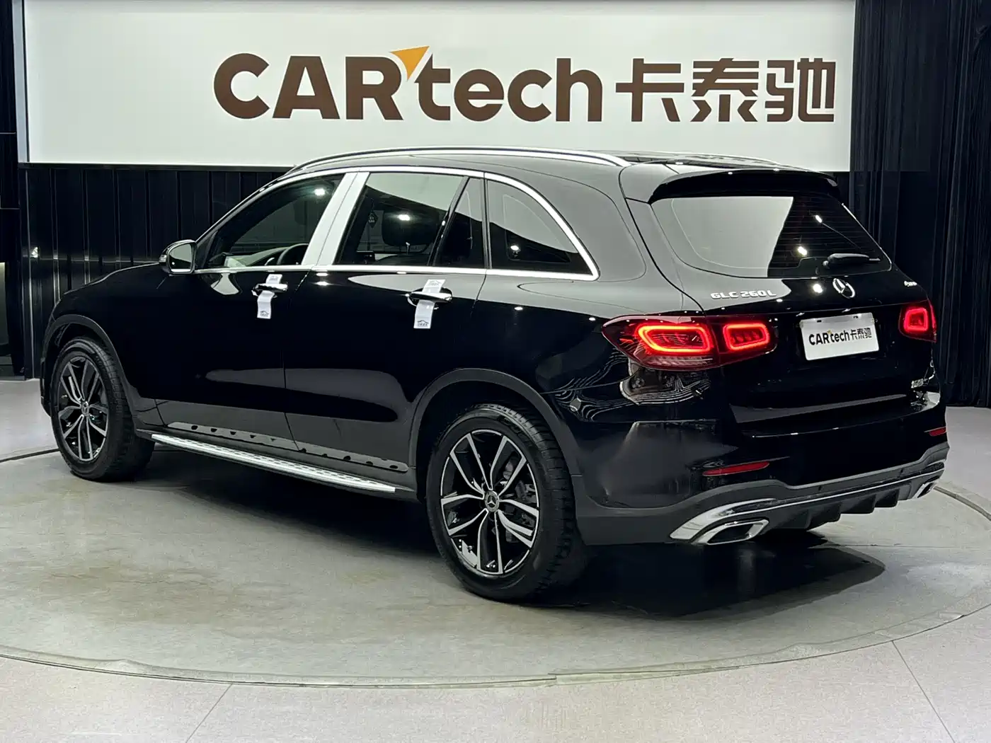 Mercedes-Benz GLC 2020 Facelift GLC 260 L 4MATIC Luxury фото 5