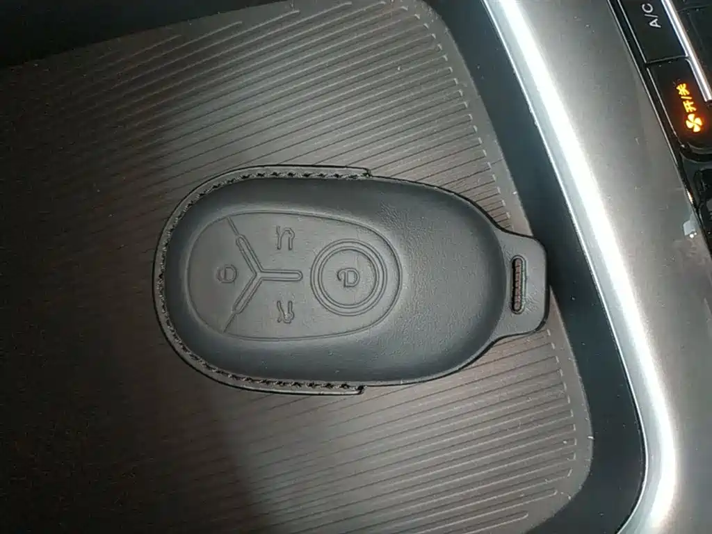 Geely Galaxy Starry Wish 2026 Edition 310km Youth Version фото 9