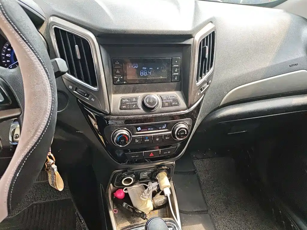 Changan CS15 2017 2016 1.5L Automatic Fashion