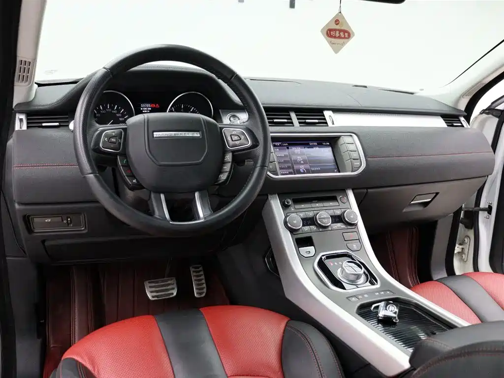 Land Rover Range Rover Evoque (Import) 2013 2.0T 5-door Dynamic Edition фото 9