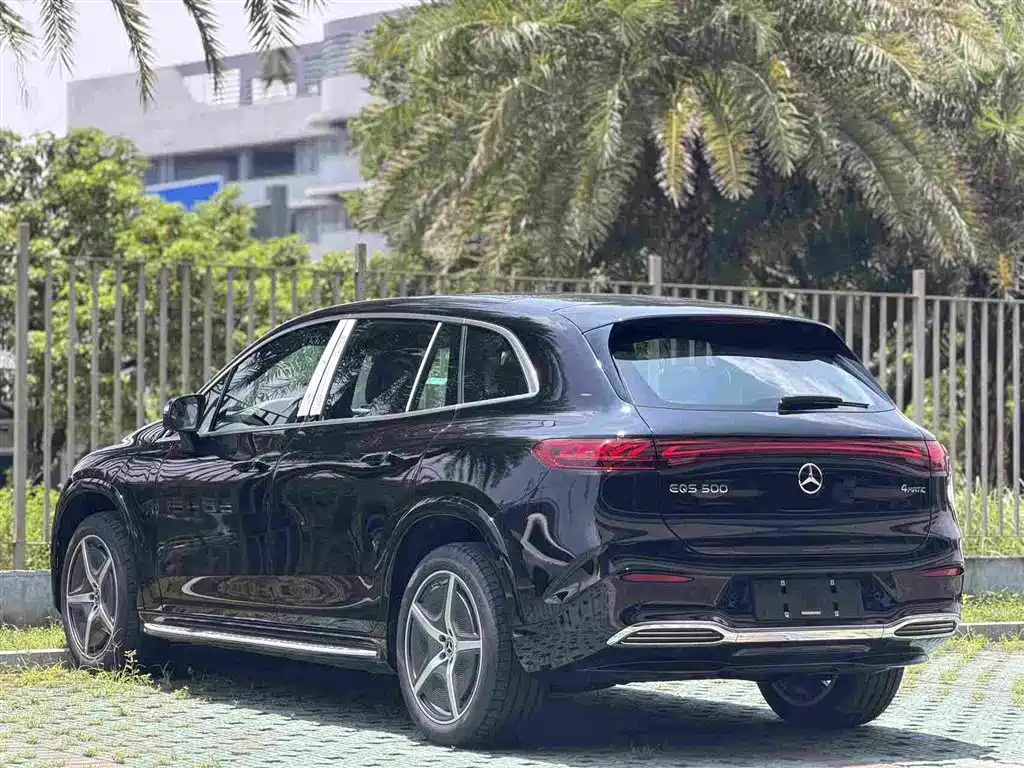 Mercedes-Benz EQS SUV 2026 2025 Model 500 4MATIC