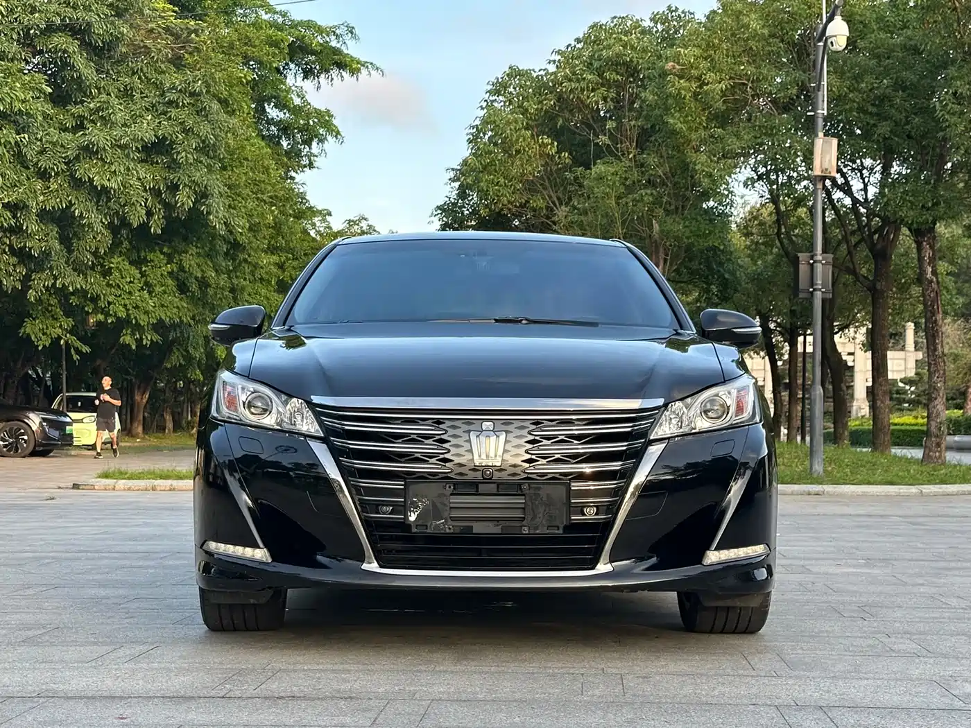 Toyota Crown 2018 2.0T Sport Edition фото 2