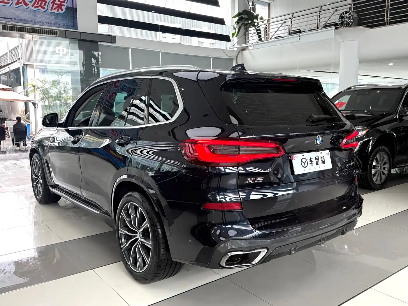 BMW X5 (Import) 2019 xDrive40i M Sport Package фото 18