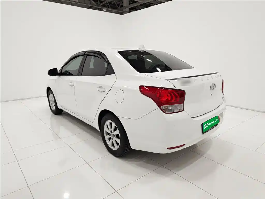 Hyundai Verna 2017 1.4L Manual Color Edition (China V) фото 5