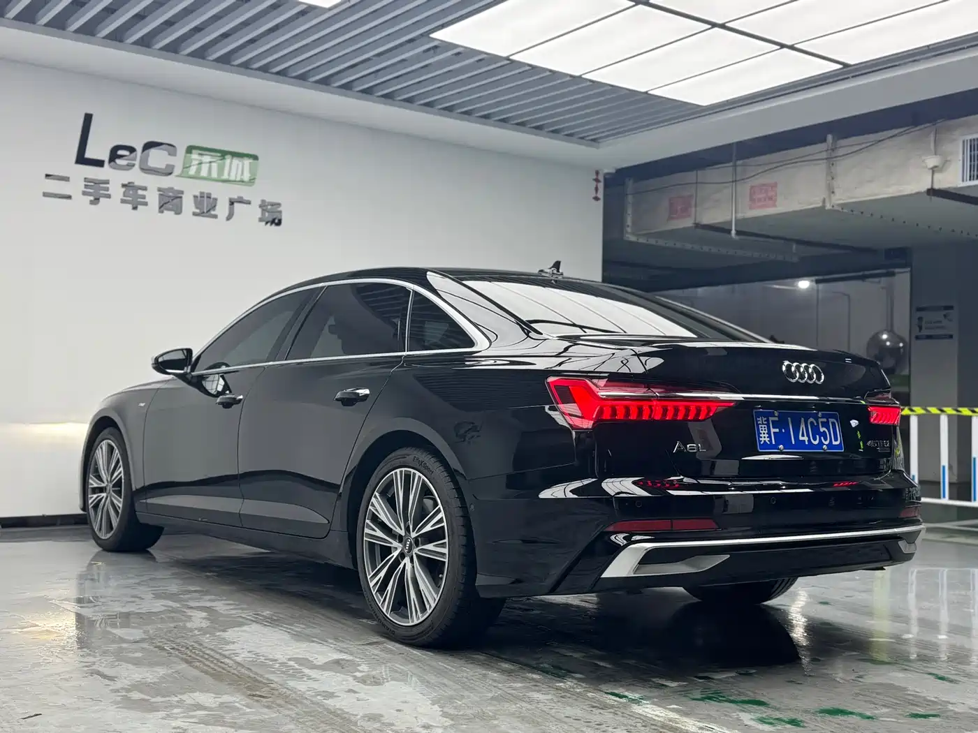 Audi A6L 2021 45 TFSI quattro Premium Elegance фото 15
