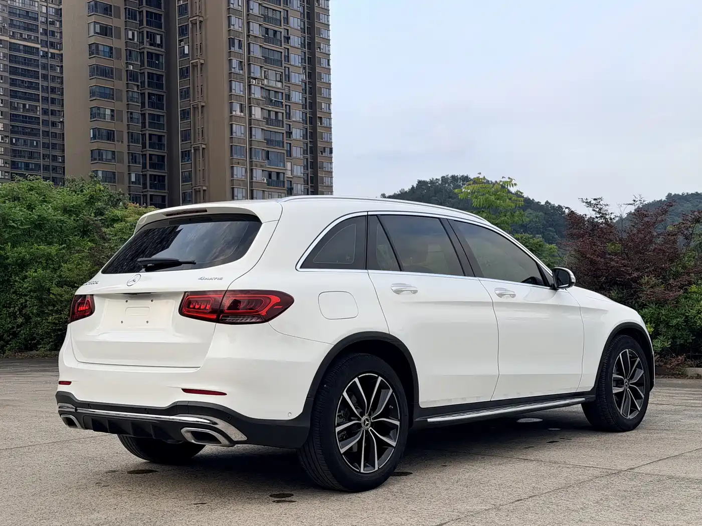 Mercedes-Benz GLC 2020 GLC 300 L 4MATIC Dynamic фото 4