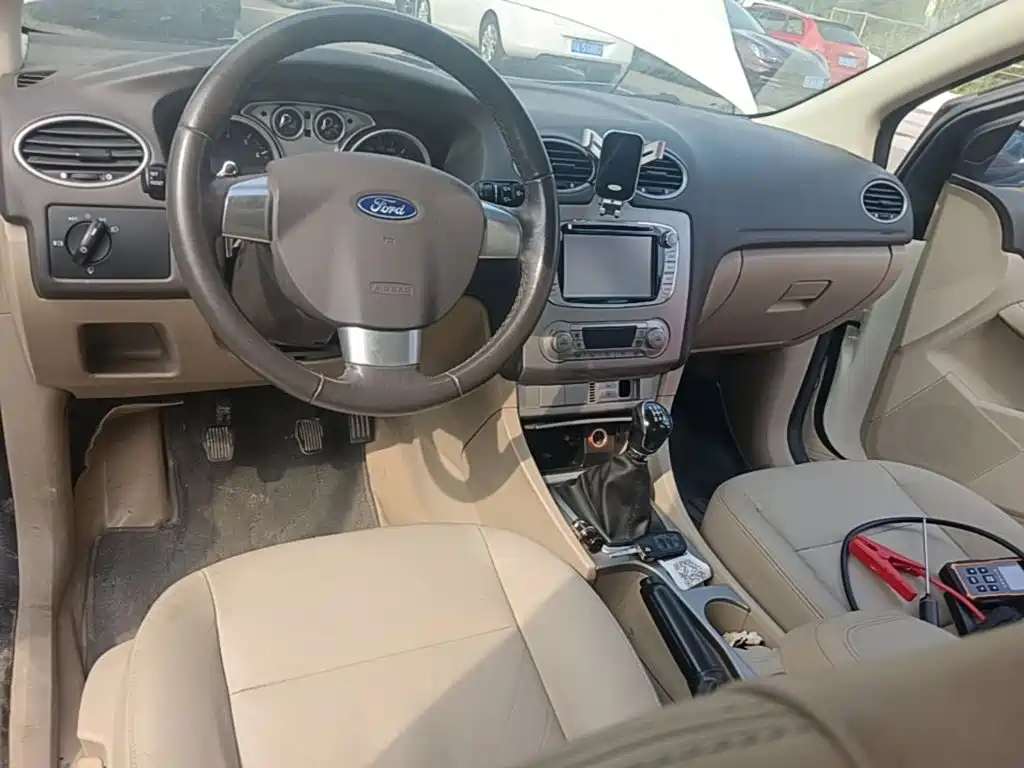 Photo 10 - Ford Focus