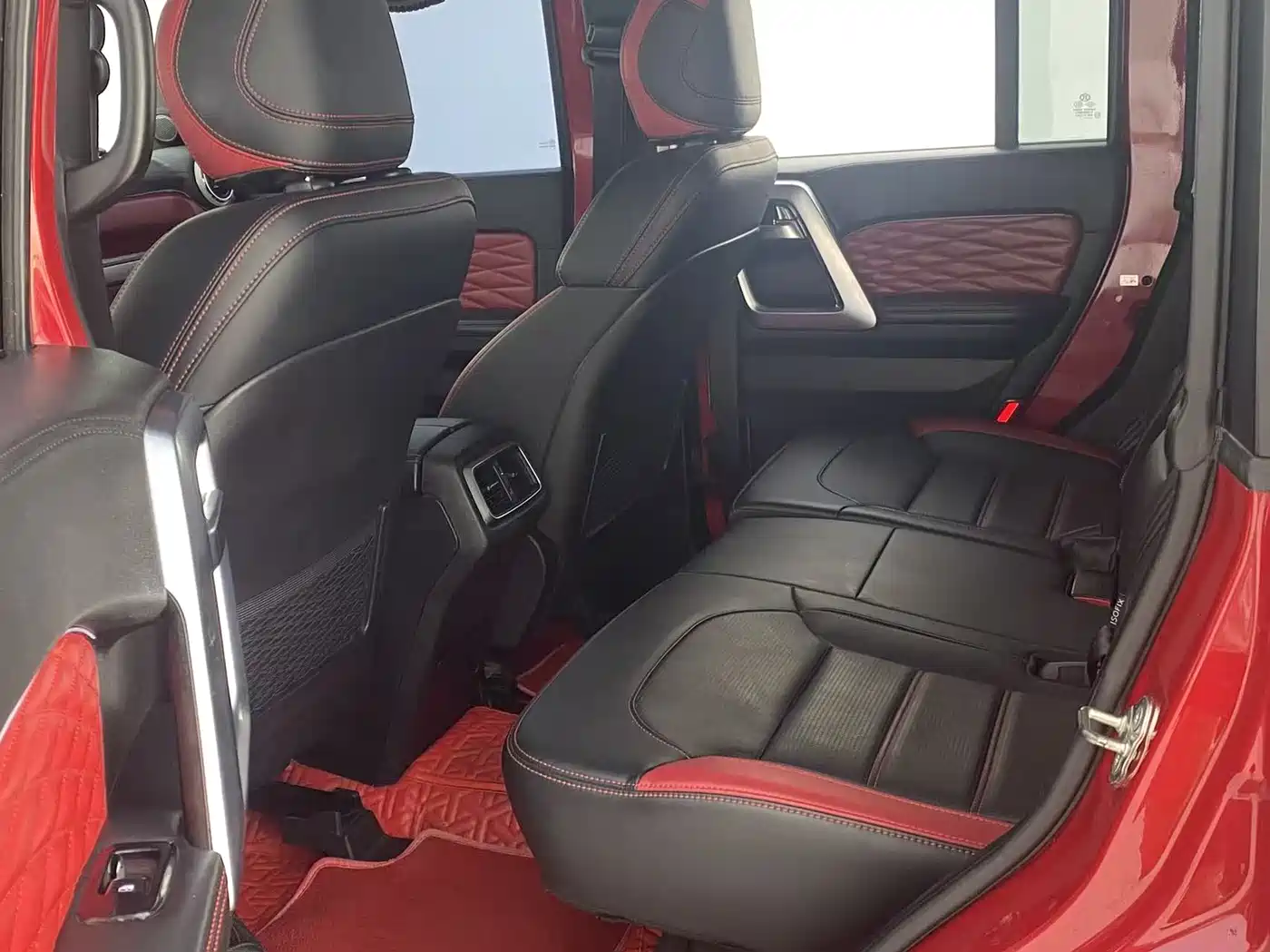 BAIC ORV Beijing Offroad BJ40 2018 PLUS 2.3T Auto 4WD Premium Edition China V фото 6