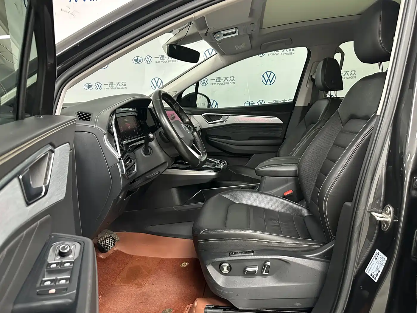 Volkswagen Talagon 2022 380TSI 4WD Luxury Premium Pro Edition 6-seater фото 9