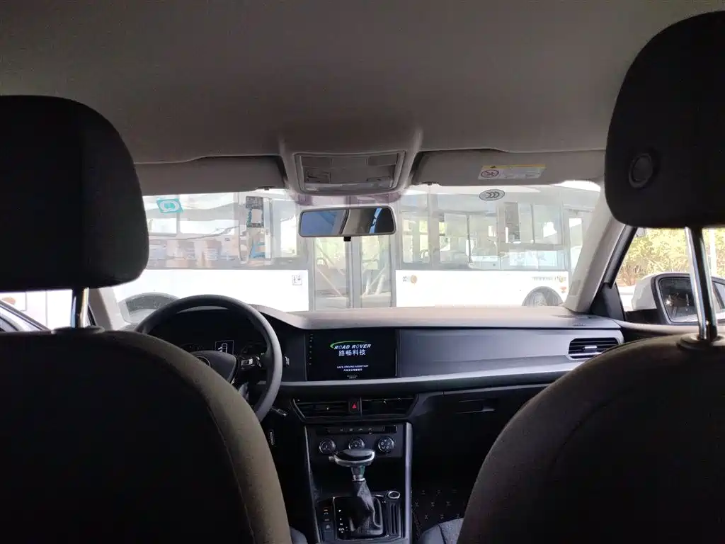 Volkswagen Lavida 2019 1.5L Automatic Trend Edition China VI фото 14