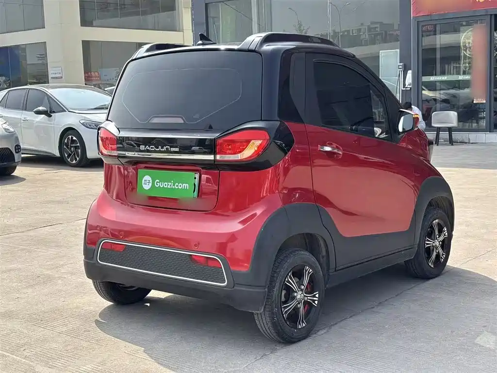 BAOJUN E100