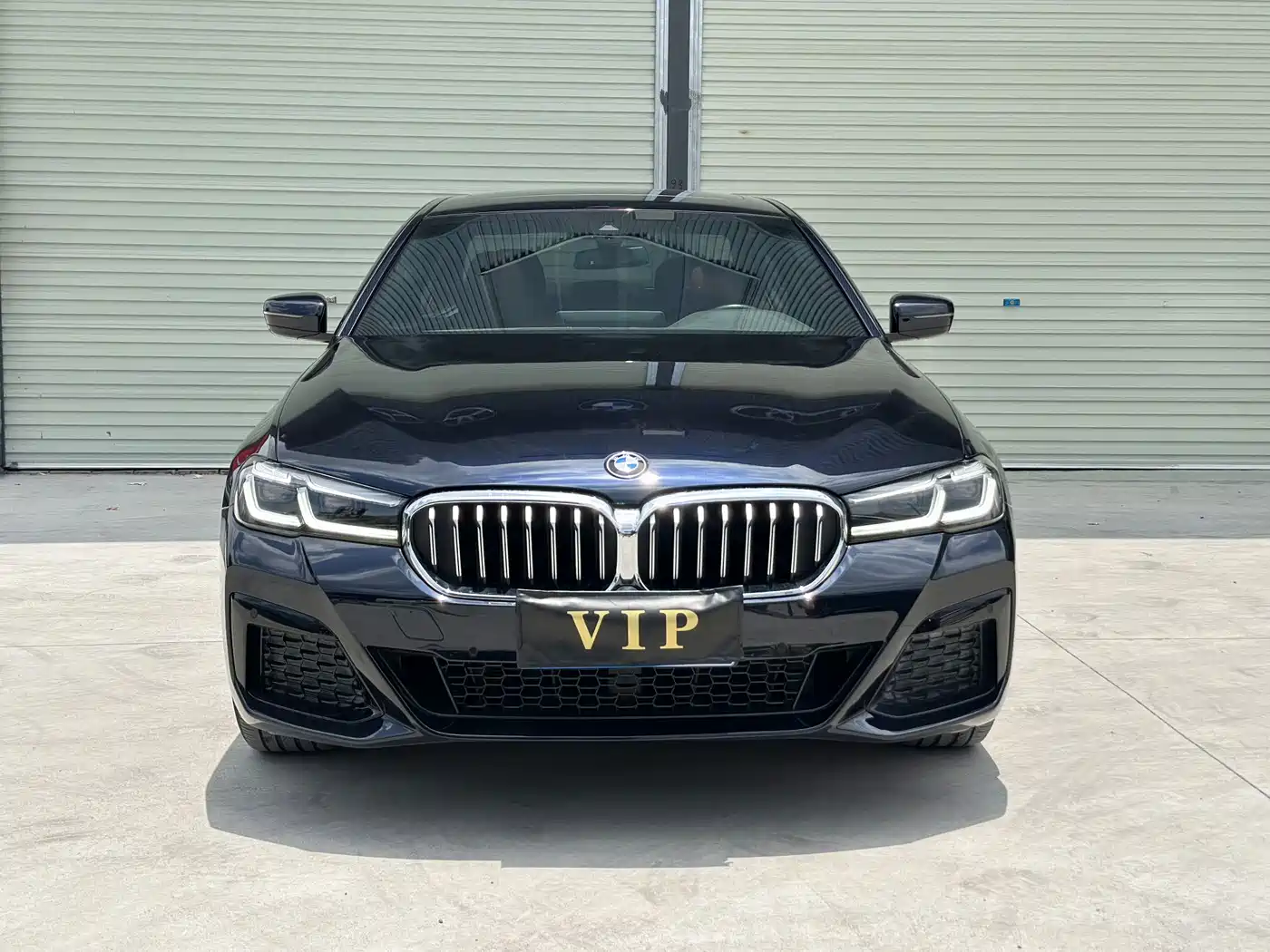 BMW 5 Series 2023 530Li Leading M Sport Package фото 2
