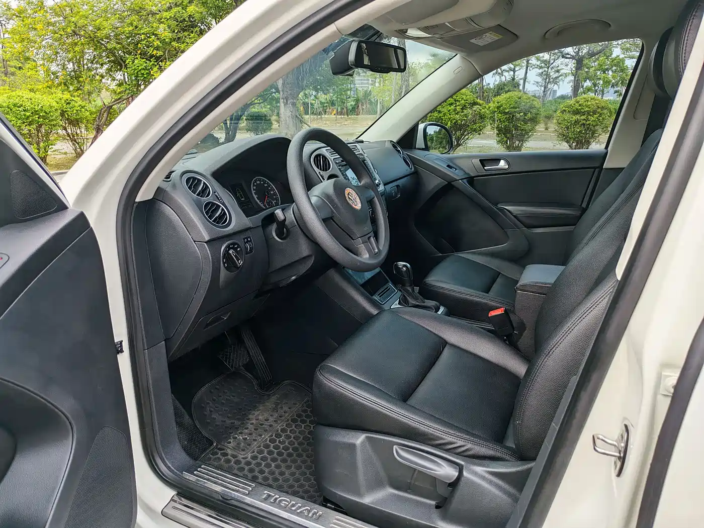 Volkswagen Tiguan 2015 1.8TSI Automatic 2WD Trendline фото 7