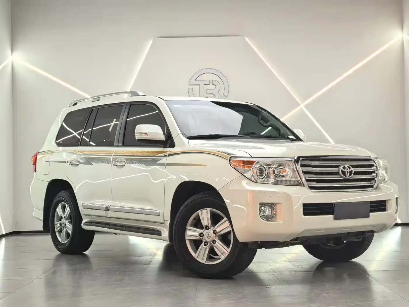 Toyota Land Cruiser (Import) фото 2