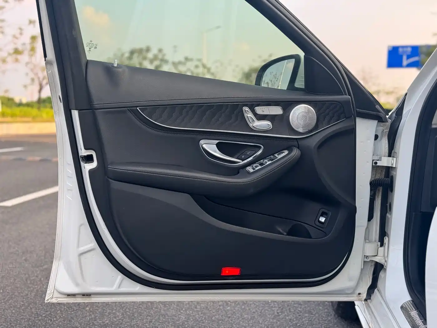 Mercedes-Benz C-Class 2016 2015 Facelift C 200 L Sport