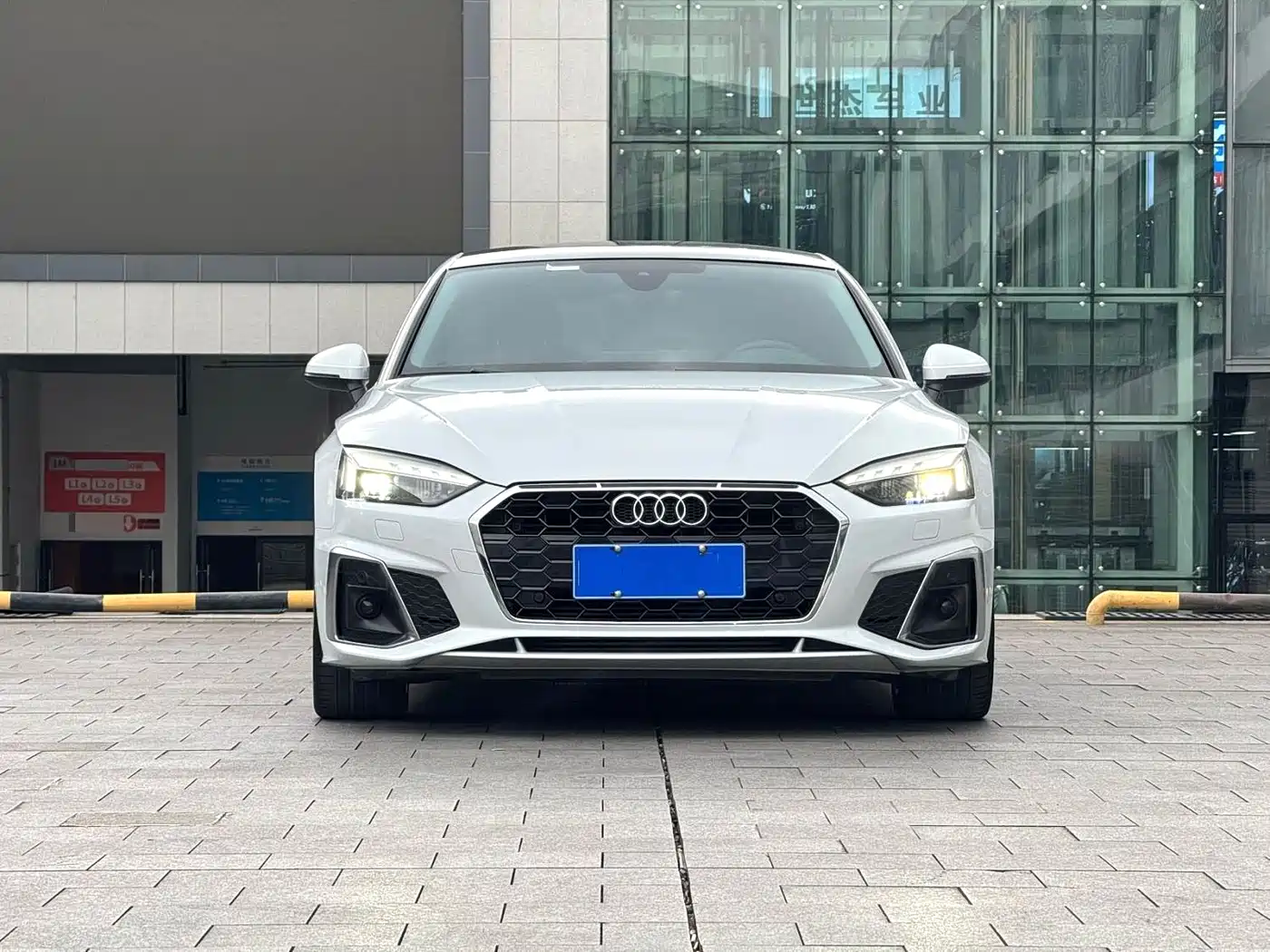 Audi A5 (Import) 2021 Sportback 40 TFSI Fashion Dynamic фото 2
