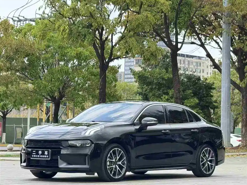 Lynk & Co 03 2021 2.0TD Auto Jin Champion Edition