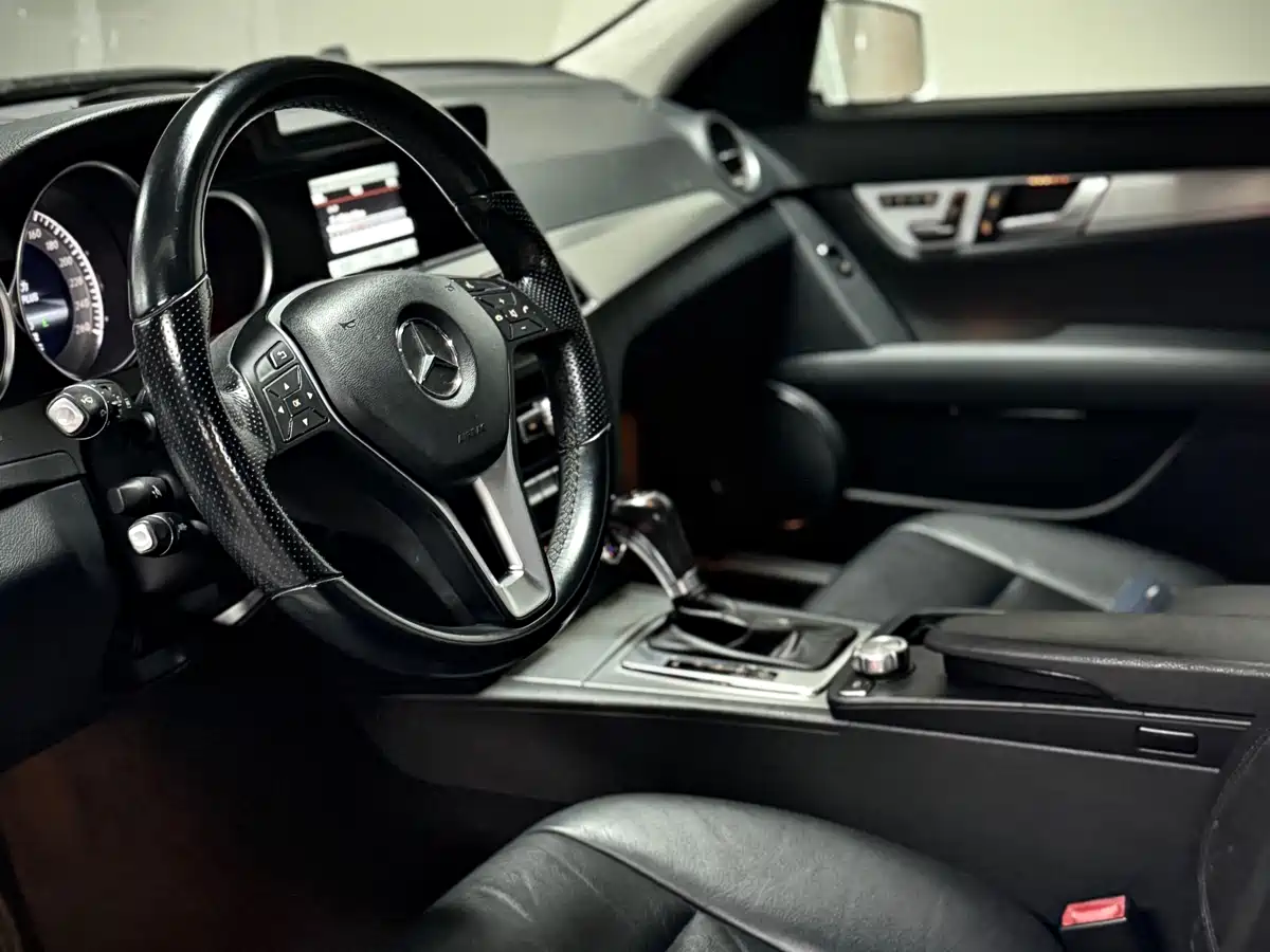 Mercedes-Benz C-Class (Import) 2011 C 200 Fashion Wagon Edition фото 11