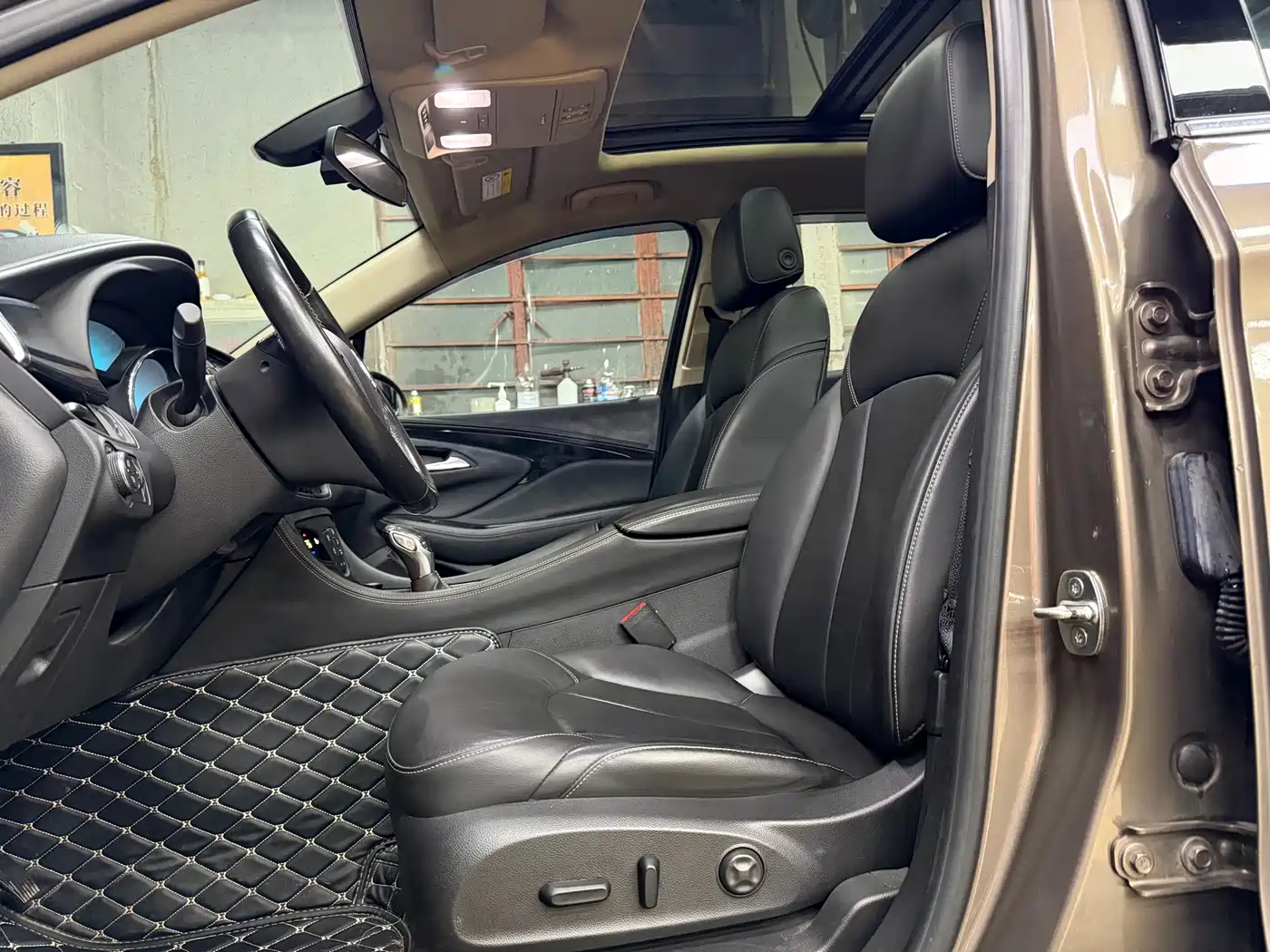 Buick Envision Plus 2017 28T AWD Elite фото 18