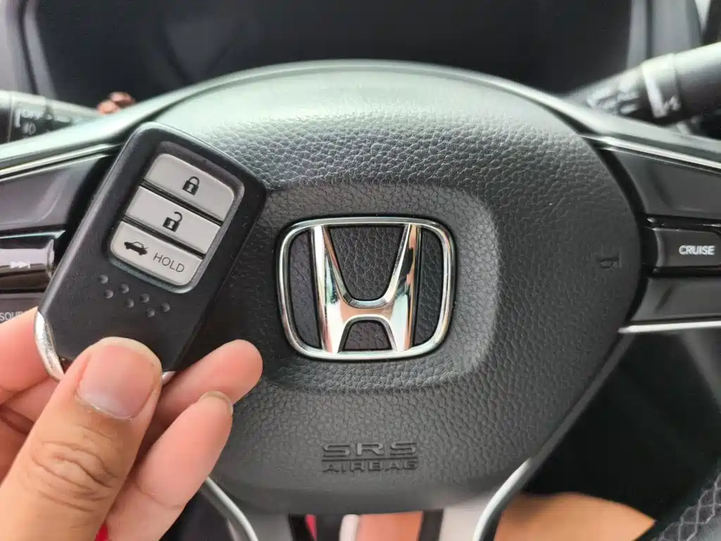 Фото 12 - Honda Accord