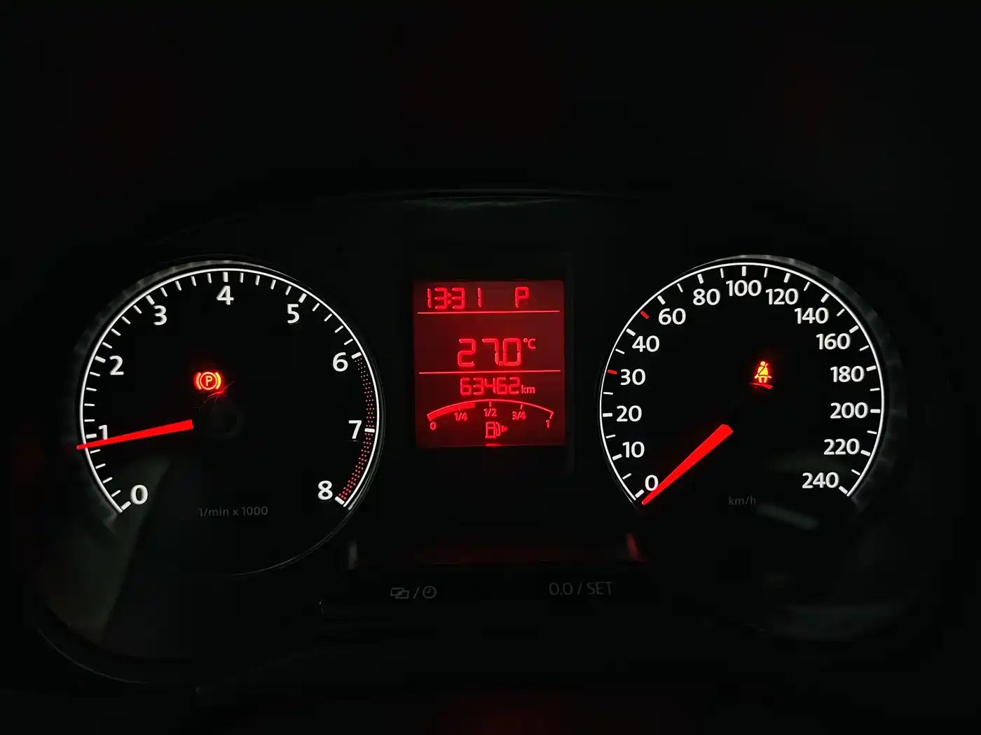 Volkswagen Polo 2012 1.6L Cross Polo AT фото 4