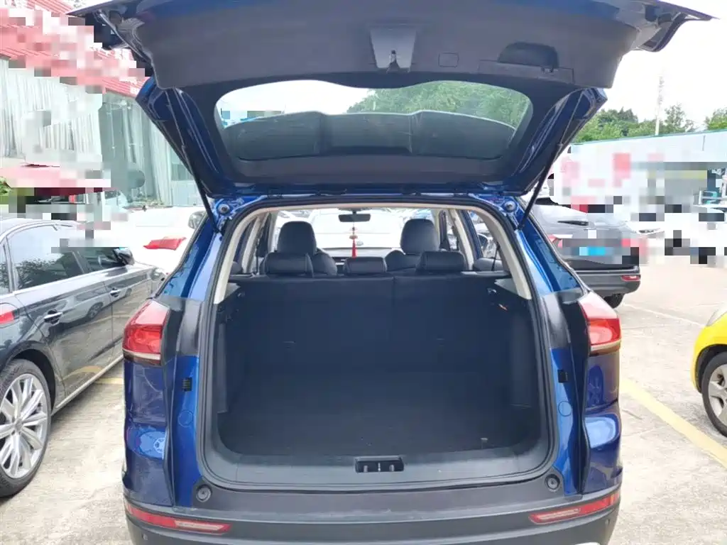 Photo 19 - Geely Boyue