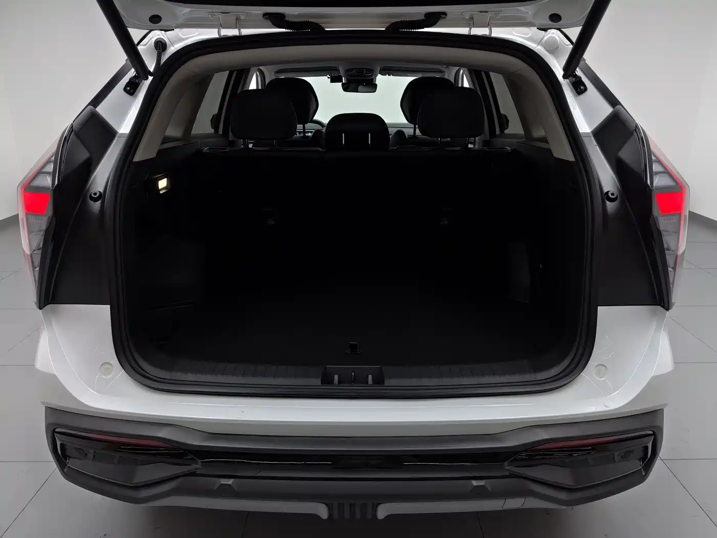 GEELY AUTOMOBILE BOYUE L