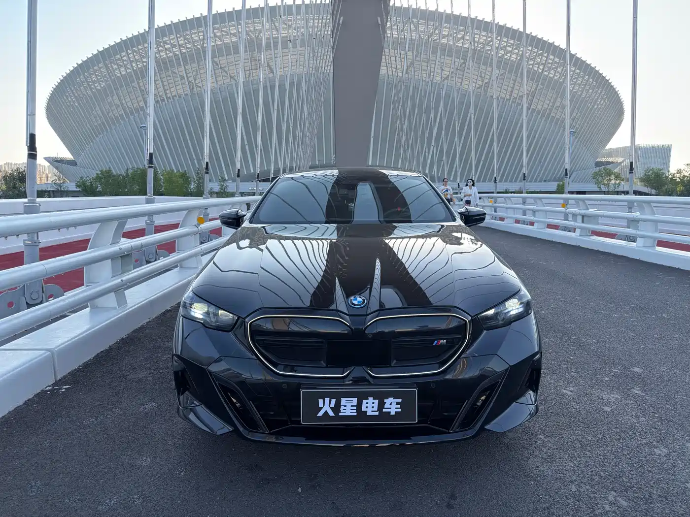 BMW i5 2024