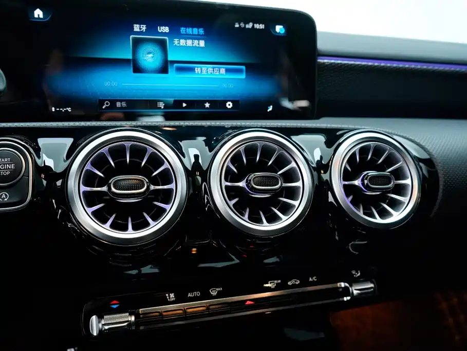 MERCEDES-BENZ A CLASS