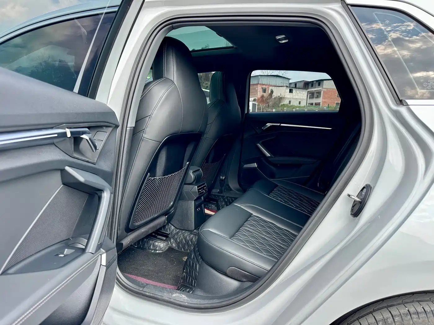 Audi A3 2025 Sportback 35TFSI Flying Premium фото 5