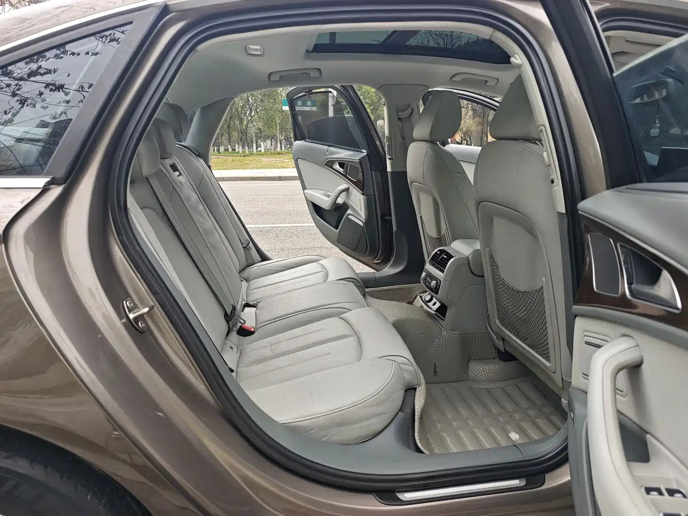 Audi A6L 2014 30 FSI Comfort фото 19