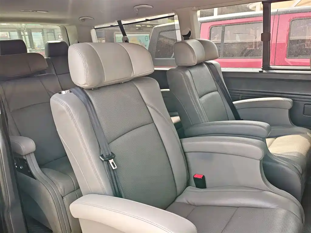 Volkswagen Caravelle 2015 2.0TSI 4WD Comfort фото 13