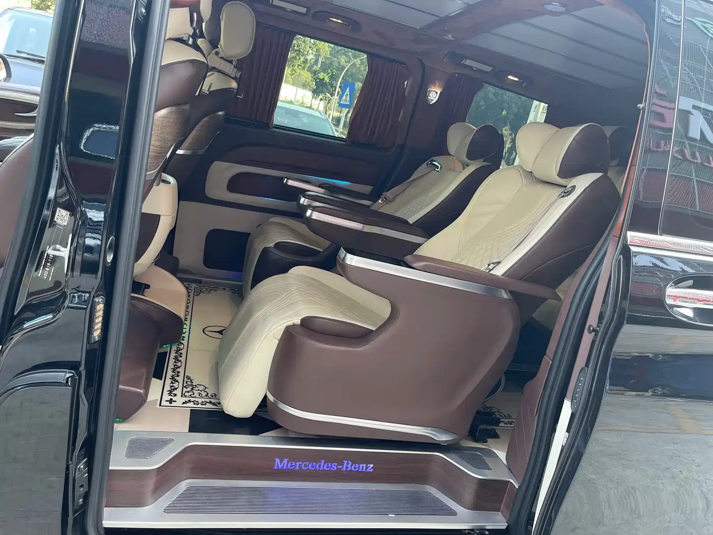 Mercedes-Benz Vito 2021 2.0T Business Edition 7-seater фото 13