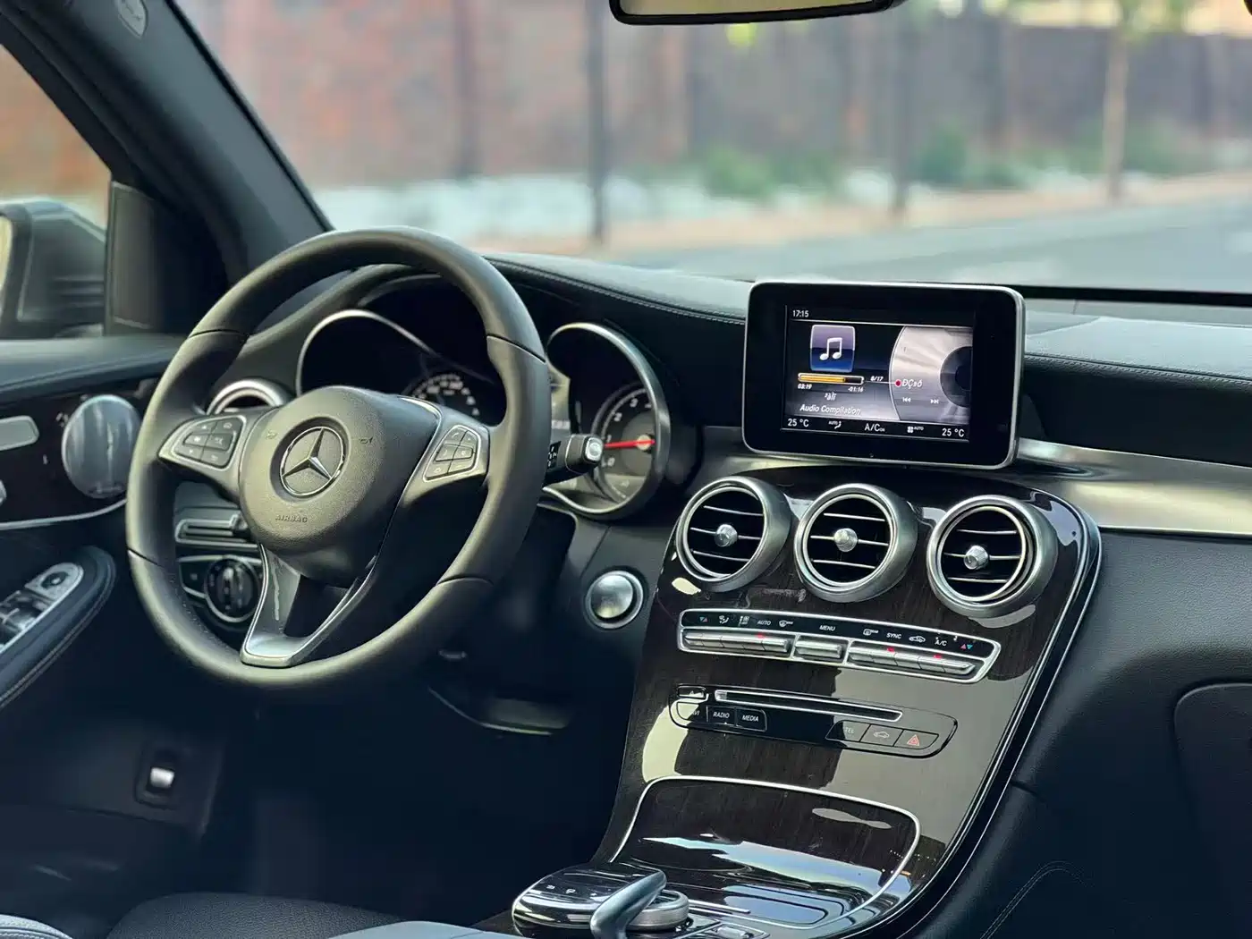 Mercedes-Benz GLC 2016 GLC 260 4MATIC Dynamic фото 8