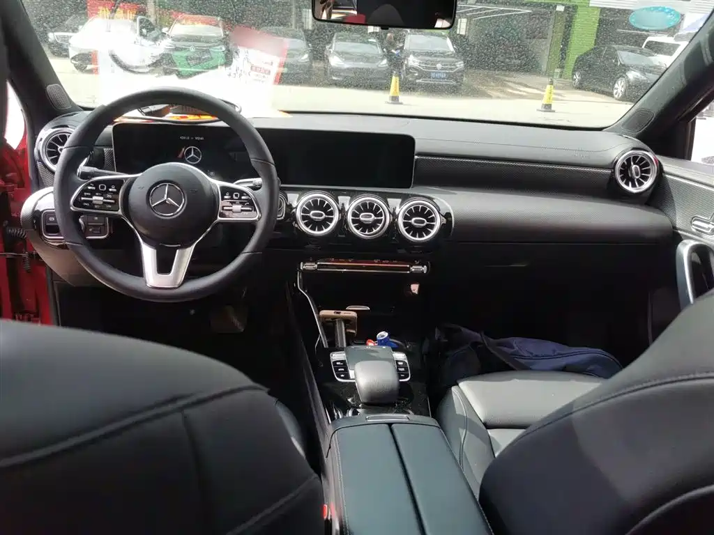 Mercedes-Benz A-Class 2020 A 200 L фото 6