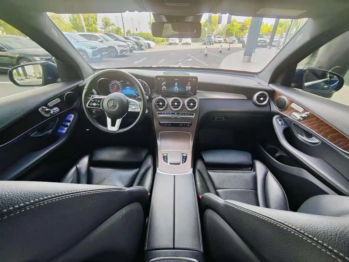 Mercedes-Benz GLC 2020 Facelift GLC 300 L 4MATIC Dynamic фото 3