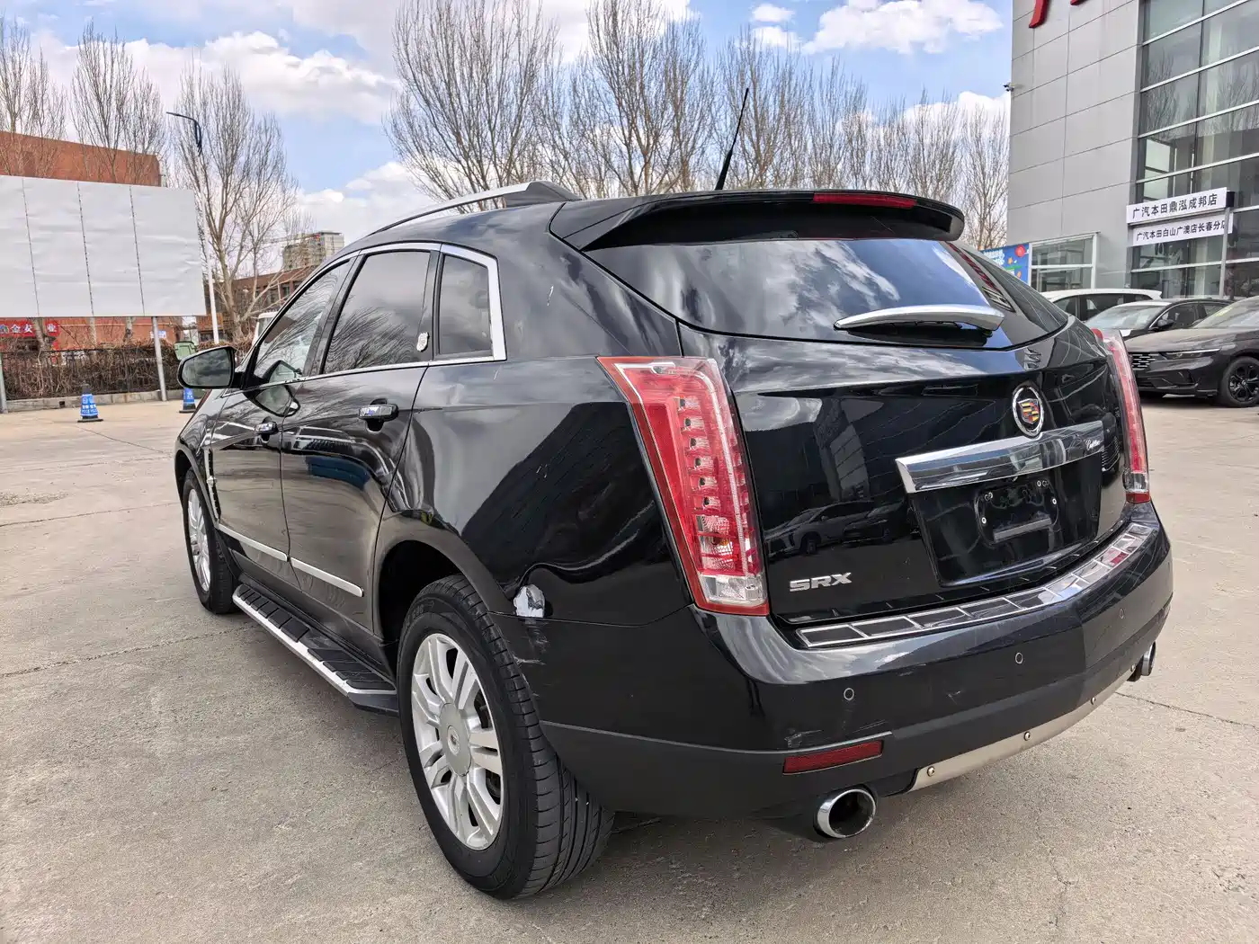 Cadillac SRX 2011 Model 3.0L Luxury фото 10