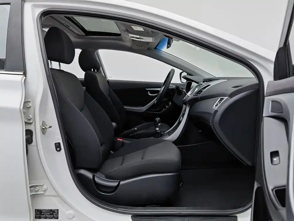 Hyundai Langdong 2017 2016 1.6L Manual Premium Edition