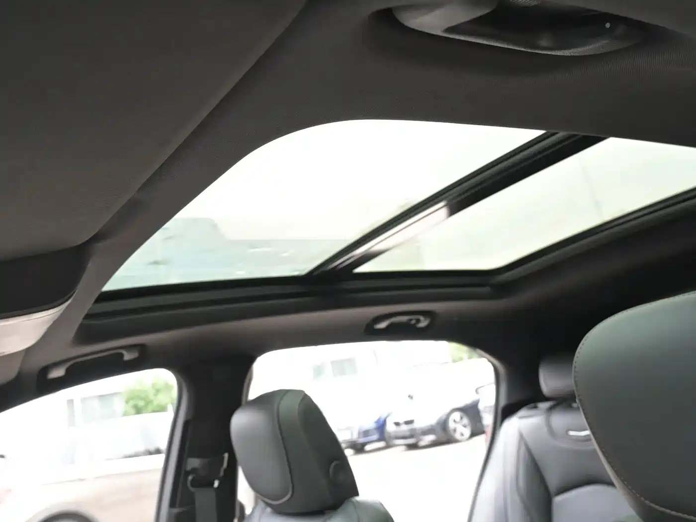 Cadillac XT4 2018 28T AWD Platinum Sport Edition фото 22