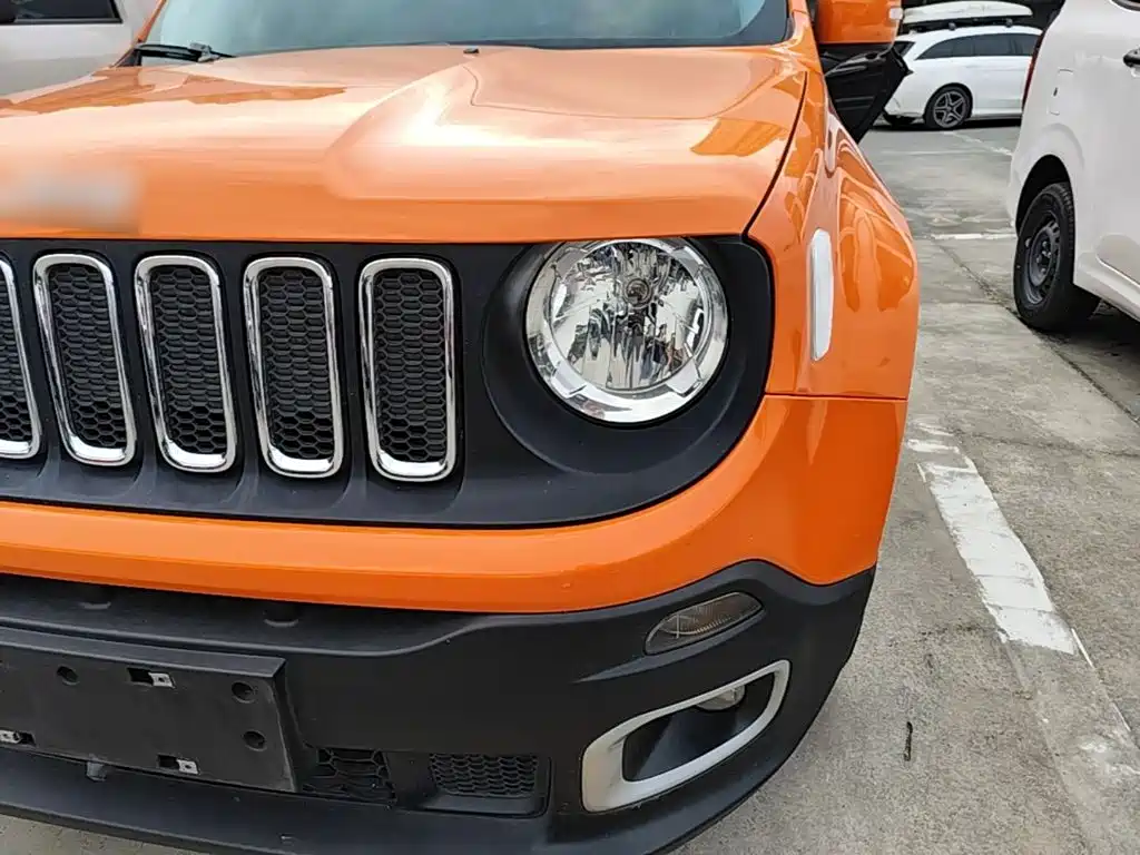 Jeep Renegade 2019 2018 Connected Large Screen Edition 180T Automatic High Energy