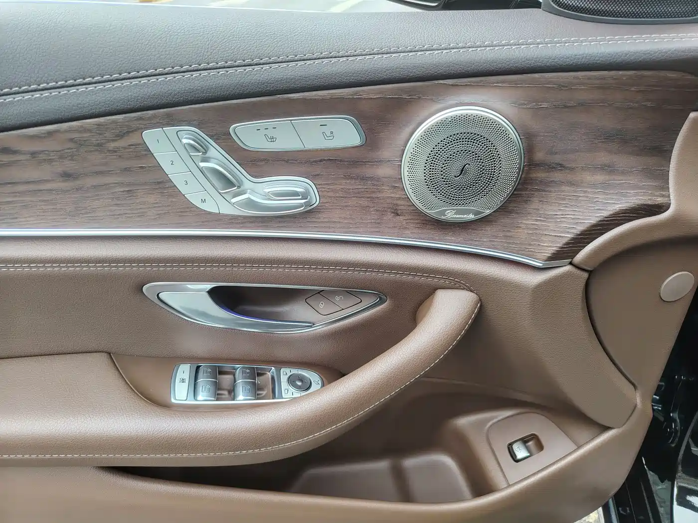 Mercedes-Benz E-Class 2021 E 300 L Fashion фото 16